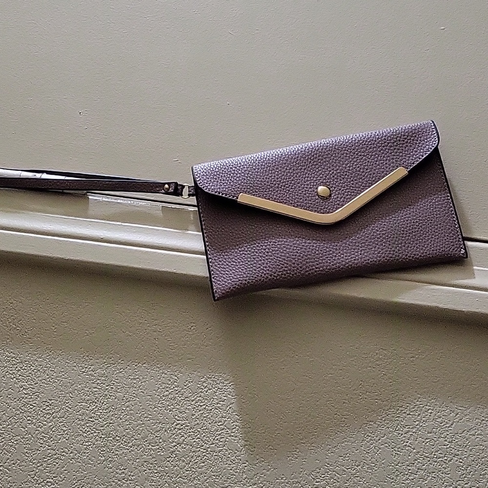 A purse wristlet